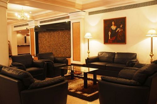 Hotel Inder Residency Ahmedabad Esterno foto